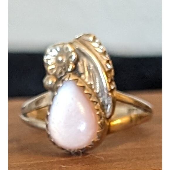 Native American Pink Stone Teardrop Ring Sz 4.75 & Feather Dangle Earring Set - Picture 2 of 9